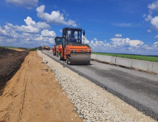 Реконструкция автомобильной дороги «Лапотково-Ефремов» - Большое Минино на участке км 0+000 – км 14+000 (подъезд к фельдшерско-акушерскому пункту д. Крюковка 1) в Тёпло-Огаревском районе Тульской области (1 этап)