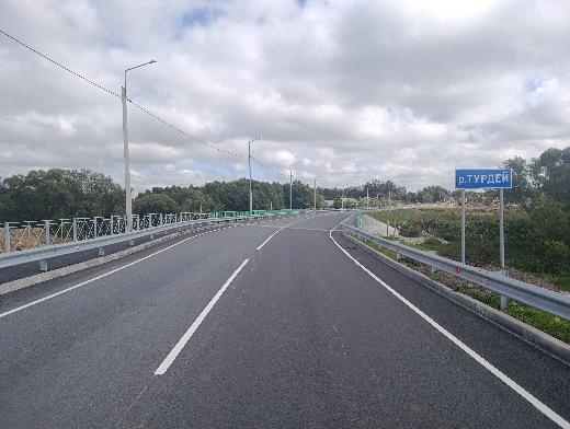 Завершены работы по реконструкции мостового перехода через          р. Турдей на км 6+100 автомобильной дороги Турдей – Кресты в Воловском районе Тульской области.